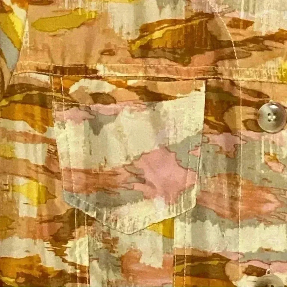 Pendleton Top S Multi Watercolor Silk Lightweight Button Down Chest Pockets NWOT - Picture 4 of 7